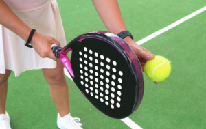 Mengenal Olahraga Padel dan Perbedaannya dengan Tenis