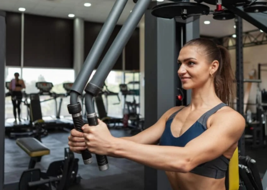 tips-gym-membentuk-tubuh-ideal-secara-bertahap