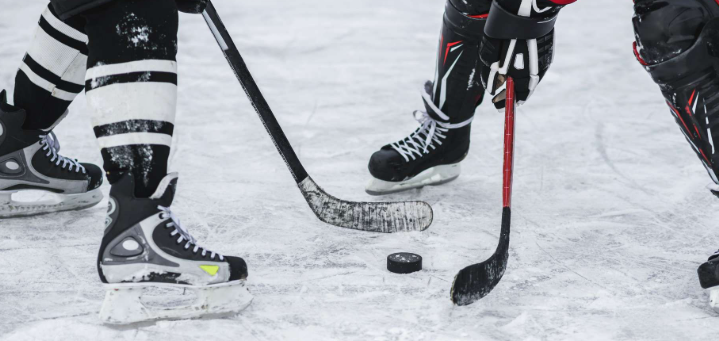 Strategi Menyerang dan Bertahan dalam Hockey